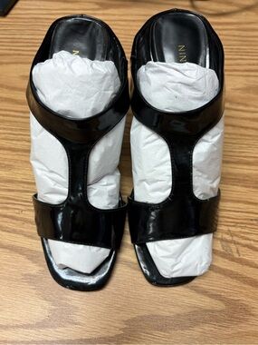 Nine West Black Patent Leather Women's Sandals